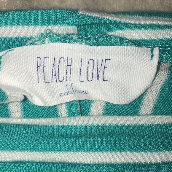 Cute and flirty mint blue and white striped shirt - Picture 1 of 2